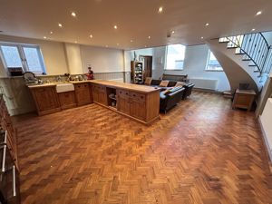 Photo 14- click for photo gallery